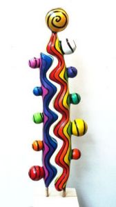 Sculpture de Isis Bi: 691 Diesel, arbre à réféxions