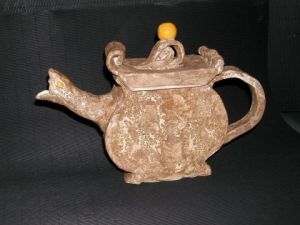 Sculpture de LENOIL: theiere beige