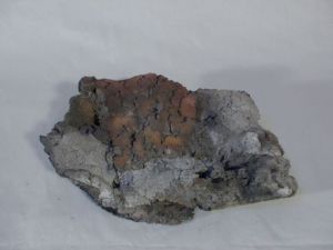 Sculpture de Violaine Chatre-Belle: Fragile et Noire