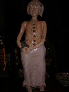 Sculpture de L'atelier de Marlene Toutain : la femme au chat 