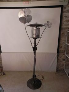 Sculpture de Roland GOURDON: Lampe à fleur