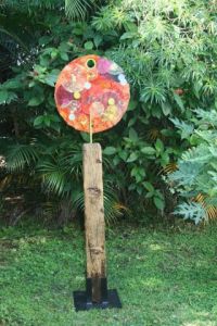 Sculpture de ANTOINE MELLADO: totem cosmos