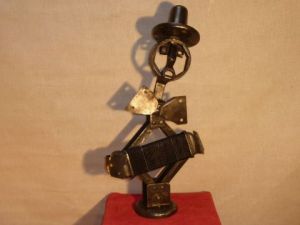 Sculpture de dimitri chachkine: SUR UN AIR D ACCORDÉON 