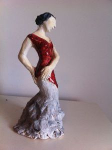 Sculpture de monique josie: danseuse flamenco