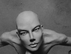 Sculpture de MOWA: L'homme oiseau 