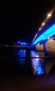 Photo de domroca: d'une rive à l'autre