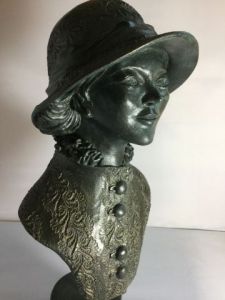 Sculpture de Pascale  POULARD: Bertille