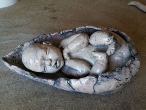 Sculpture de Monica: Bébé œuf 