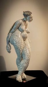 Sculpture de dinah goldstein: Muse blanche