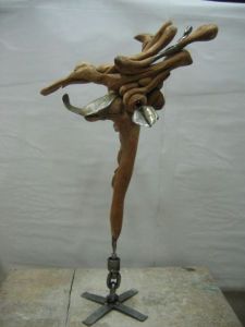 Sculpture de Lalat: entre rouge et vert