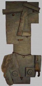 Sculpture de Louise Parenteau: LA FEMME DANS L'ESCALIER