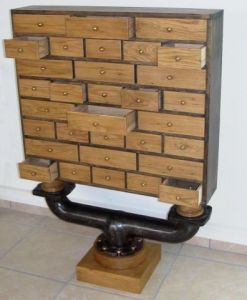 Artisanat de Daniel Barre: Meuble à tiroirs sur vanne fonte