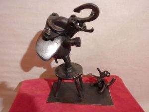 Sculpture de dimitri chachkine: FAIT MOI PEUR