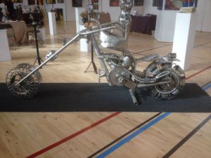 Sculpture de albert deville: moto chopper