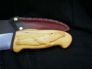 Sculpture de Clement MOUCHE: Rose et rapace