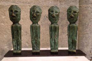 Sculpture de LJM Hognon: Alexis, les mains dans les poches