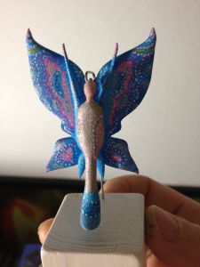 Ngel'Art en statuette sur socle