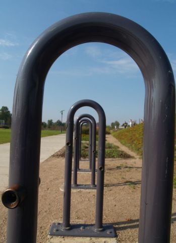 Photo : Pont d'attache velo - olympia Photo : Pont d'attache velo - olympia