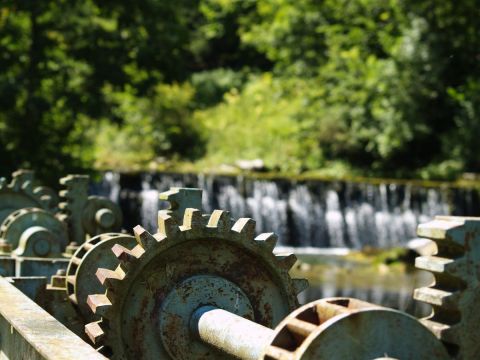 Photo : Roue rouRouille - olympia Photo : Roue rouRouille - olympia