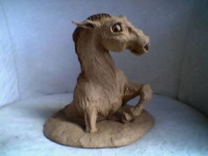 Sculpture de orla: cheval puissant