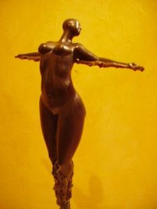 Sculpture de orlando miracco: naissance d'une etoile