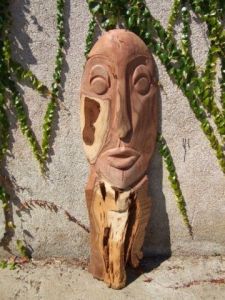 Artiste Lena - sculpteur sur bois