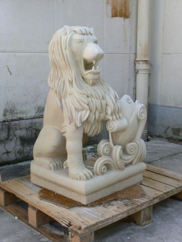lion  pierre de richemont - Sculpture - elkoh