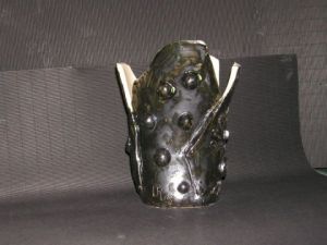 Sculpture de LENOIL: vase noir brillant