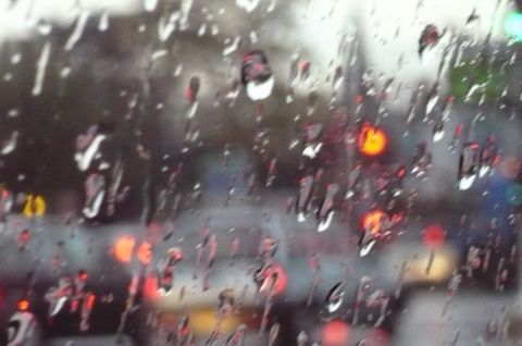 In the rain 01 - Photo - Tina Agelys