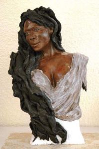Sculpture de Roselyne Mascaro: buste d'Africaine