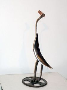 Sculpture de Roland GOURDON: lL\'oiseau bec doré