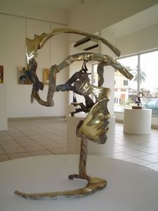 Sculpture de Remy Mongo-Etsion: le conquérant