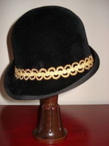 Art_textile de luna kami: chapeau