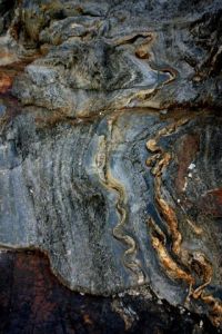 Voir cette oeuvre de Didier LORENTZ: Serpentin en roche
