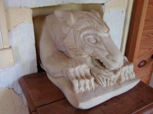 Sculpture de zoabuc: loup gargouille