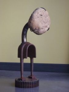 Sculpture de Joel Gorlier: Pierre tombée du ciel I