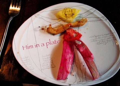L'artiste BBPANTONE - Him in a plate