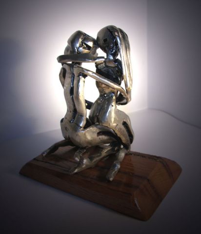 Couple enlacé - Sculpture - LUC