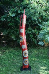 Sculpture de ANTOINE MELLADO: Totem bambou rouge.