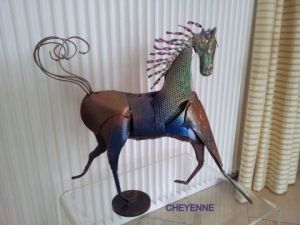 Sculpture de joseph TOMASELLO: CHEYENNE