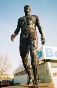 Sculpture de Pierre-Ivan DIDRY: l'homme de Bègles