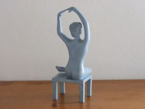 Sculpture de Xavier Jarry-Lacombe: Nu à la Table Basse
