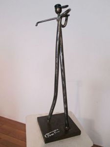 Sculpture de Roger FLORES: Golfeur (PM)