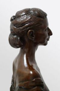 Sculpture de Laurent mc sculpteur portrait: Madame Y