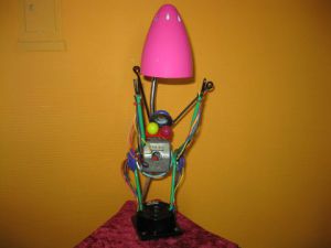 Sculpture de bellagamba  gilles: robot lampe