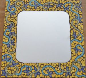 Mosaique de CHRISMOSAIC: Miroir assiettes cassées