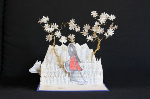 Le Petit Chaperon Rouge - Sculpture - Marielle JL Le Petit Chaperon Rouge - Sculpture - Marielle JL