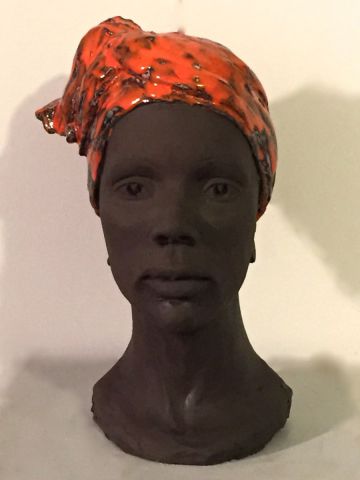 L'artiste SANDRINE MESNIL - le foulard orange