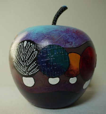L'artiste Marie-Pierre JAN - pomme N°6 L'artiste Marie-Pierre JAN - pomme N°6