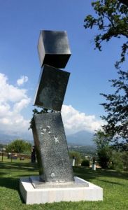 Sculpture de ITI: ÉQUILIBRE DE LA VIE